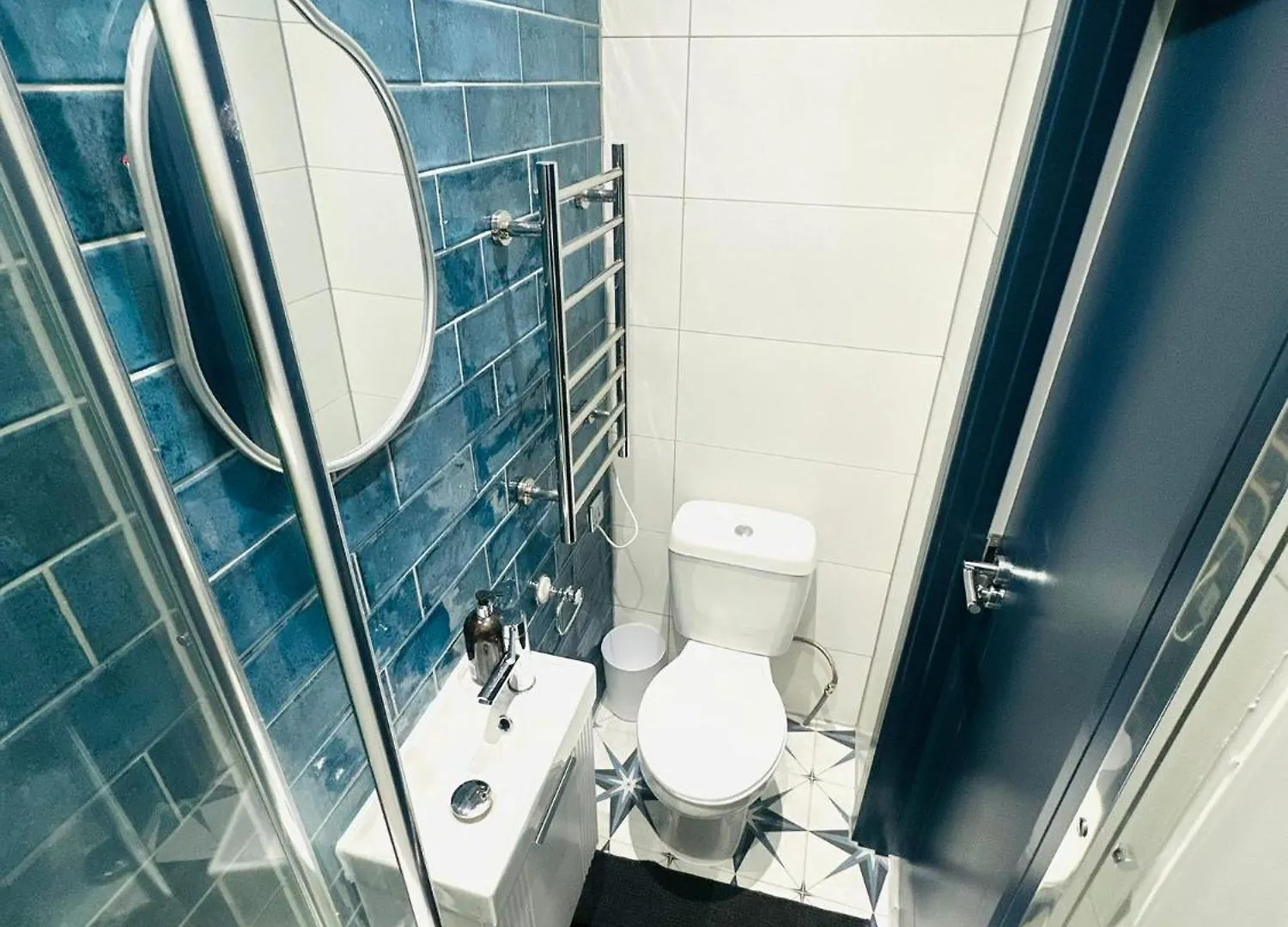 London Holly B Mini Studios Great Location For Tourist!!! Guest house